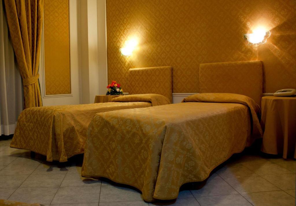 Hotel Michelangelo 레자토 외부 사진