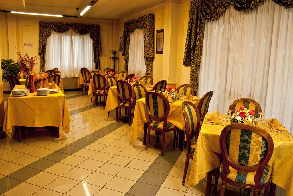 Hotel Michelangelo 레자토 외부 사진